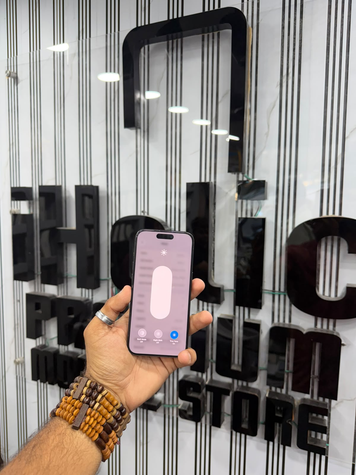 Iphone 15 Pro 128Gb 100% Condition 85% Battery Health All Parts Orignal 51000rs✅🤍🩷🤝 - Photo 2